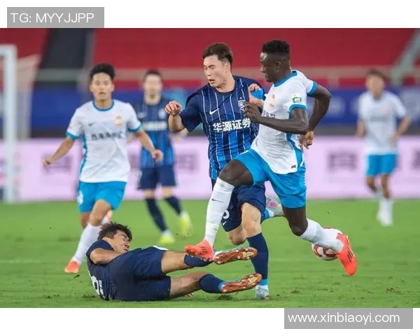 武汉足球队现状揭秘:从训练到比赛的全景观察与分析 武汉足球队现状揭秘:从训练到比赛的全景观察与分析