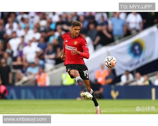 足球明星传奇球技背后的故事与荣耀之路